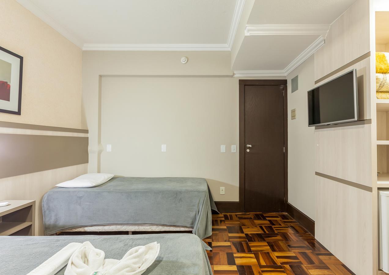 Tri Hotel Criciuma Exterior photo